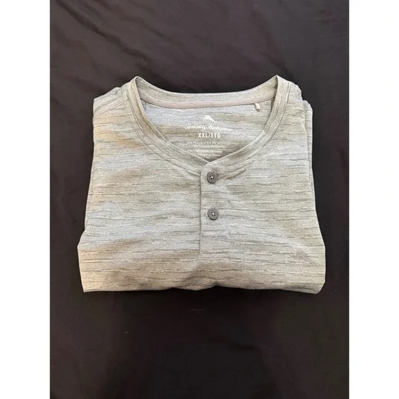 Tommy Bahama Mens XXL Gray Space Dye Short Sleeve Henley Performance Shirt - Picture 4 of 6